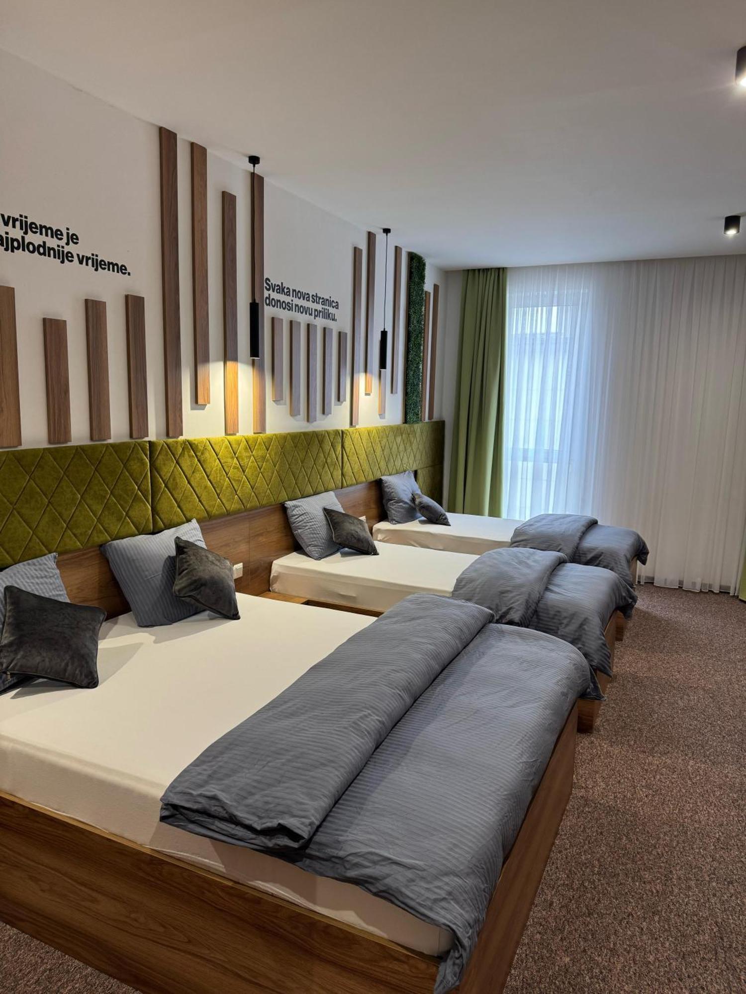 Hostel Tron Travnik Eksteriør billede