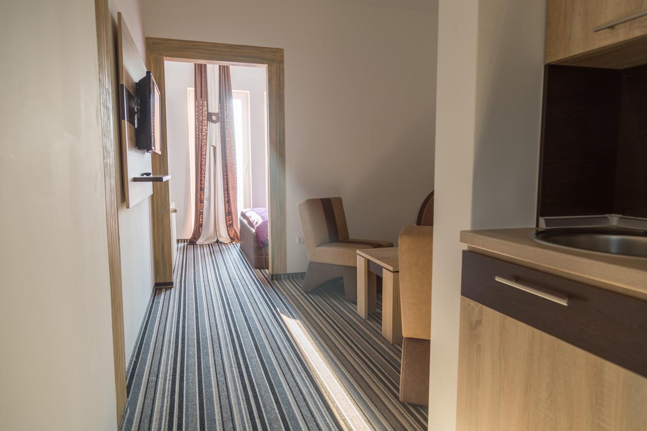 Hostel Tron Travnik Eksteriør billede
